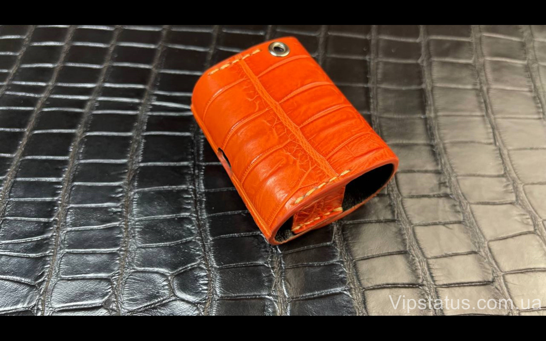Elite Glamorous Crocodile Элитный кейс для AirPods Pro кожа крокодила Glamorous Crocodile Елітний кейс для AirPods Pro шкіра крокодила зображення 1